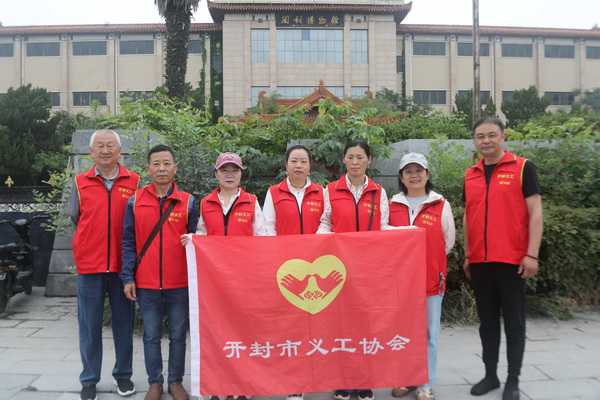 开封市义工协会赴市祥符区开展助学回访活动