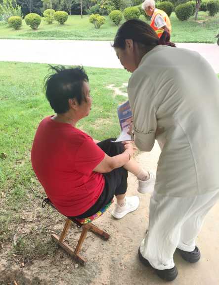 【濮阳】7月13日曹婷婷开展第1场“护骨现在做 健康为家国”公益活动