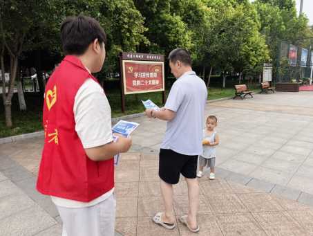 【洛阳】7月21日李飞宇开展第4场护骨现在做 健康为家国”公益活动
